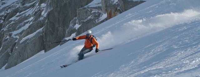 Skiing Chamonix. Photo: Blaise Ulysse Vincent Verien (Flickr) 