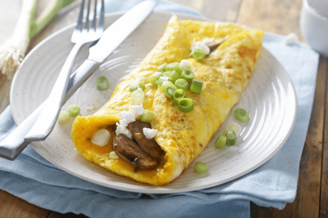 Omelet Mushrooms and Goat Chees