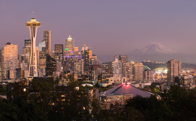 SeattleSkylineandMountRainier1.jpg