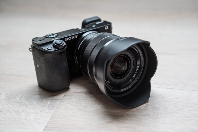 Sony a6000