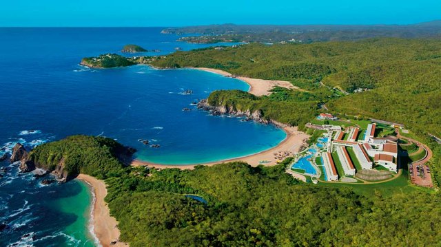 huatulco-9-bays-1-destination-steemit