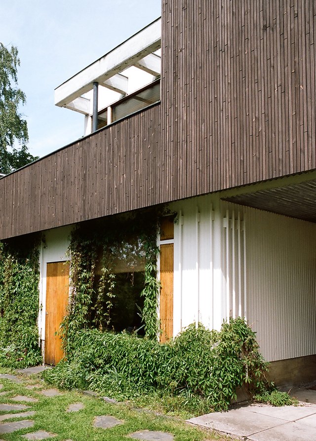 Alvar Aalto Exterior. Photograph by Mark Robinson