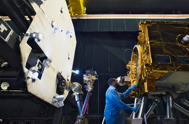 NASA's satellite servicing technologies are opening up a new world where space robots diagnose, maintain and extend a spacecraft’s life.