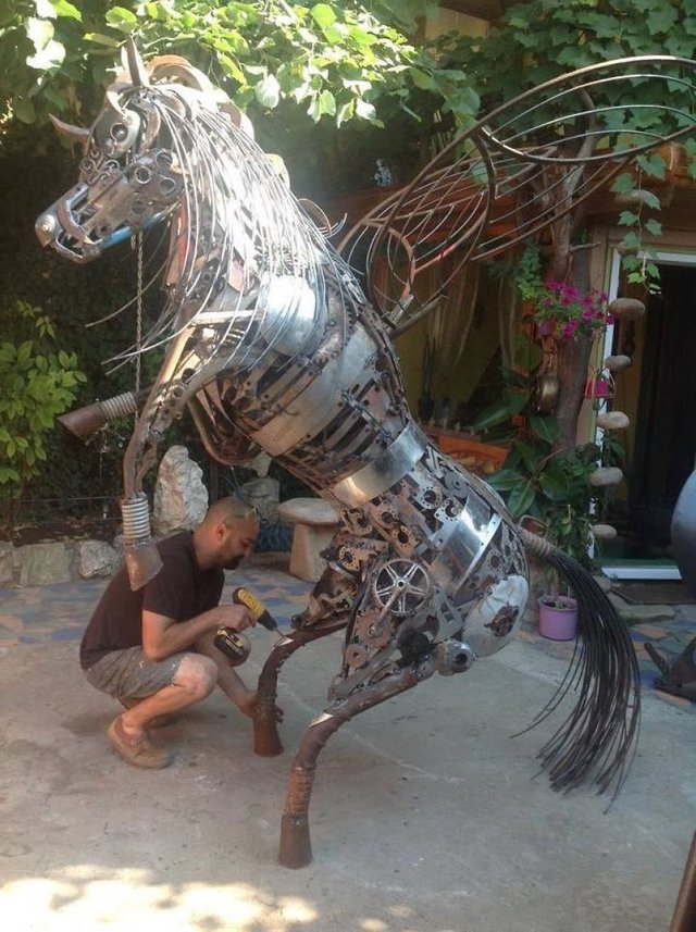 Arte feita com sucata