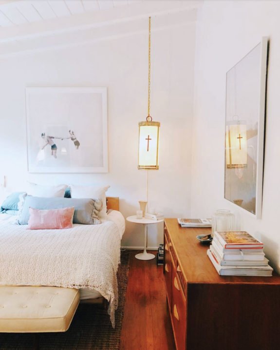 my bedroom makeover with white walls and vintage treasures. / sfgirlbybay