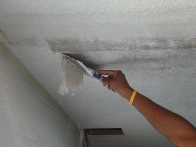 Professional Popcorn Ceiling Removal