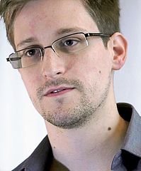 199px-Edward_Snowden-270a9b.jpg