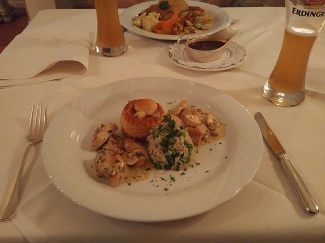 Optimized-MainCourse2KellnerBlackberryPriv521bd969.jpg