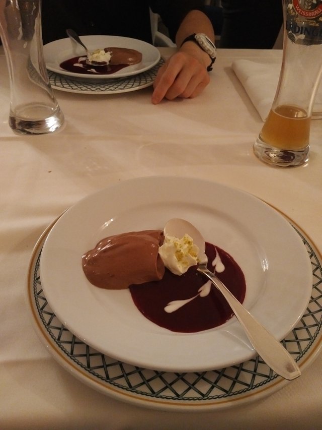 Optimized-DessertKellnor1BlackberryPriv517c7381.jpg