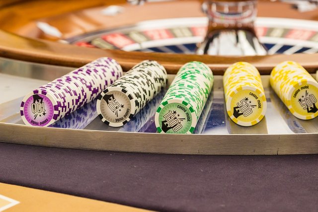 Game-Bank-Profit-Roulette-Gambling-Game-Casino-12536263f3e9.jpg