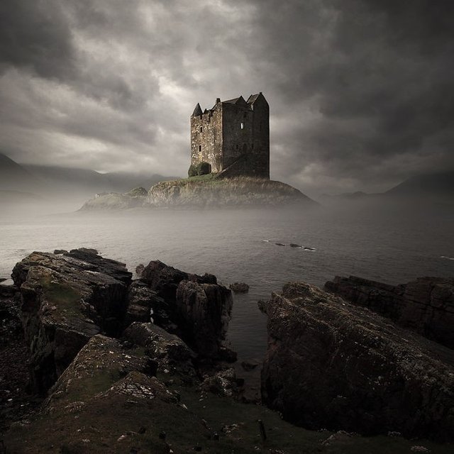 11-stalker-castle-scotlandjpg-728x728.jpg