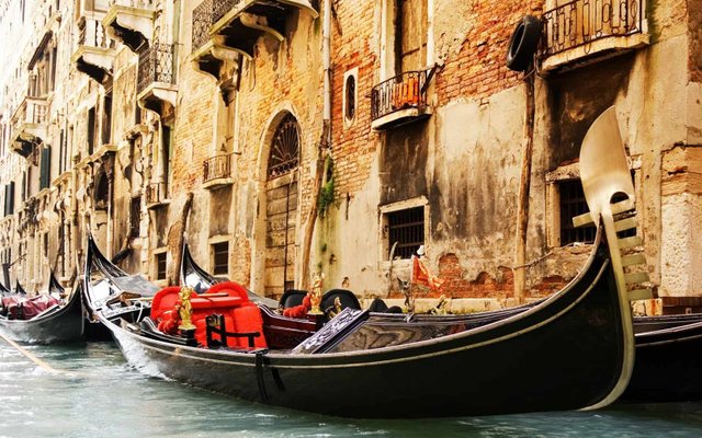 Venice_HD_Wallpaper_2-min.jpg