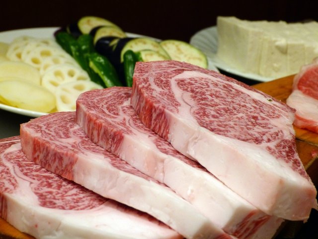 This image has an empty alt attribute; its file name is wagyu.jpg