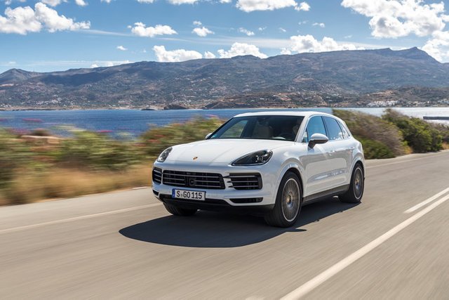 13. Porsche Cayenne (90 points)