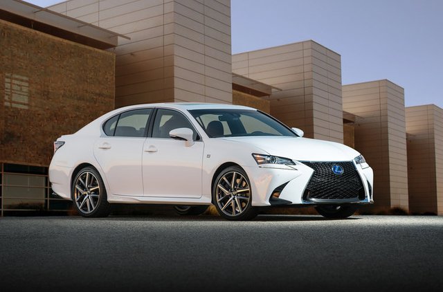 12. Lexus GS (90 points)