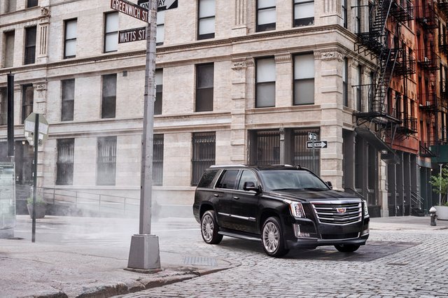 10. Cadillac Escalade (90 points)