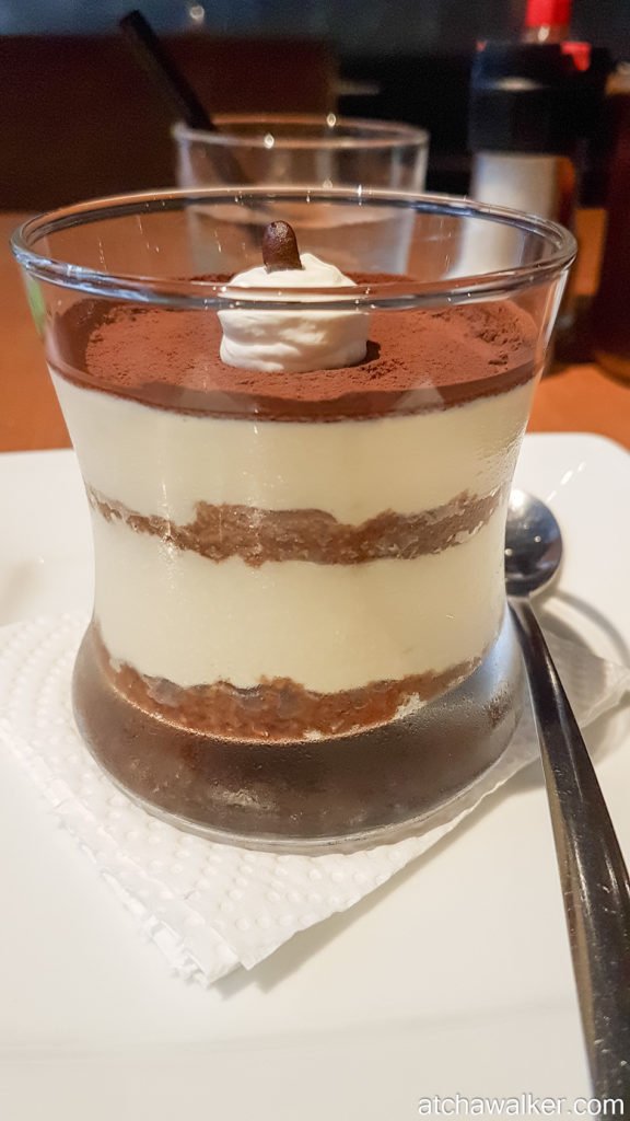 Il était bon celui là! Tiramisu au resto Pizza 4P's - Hanoï