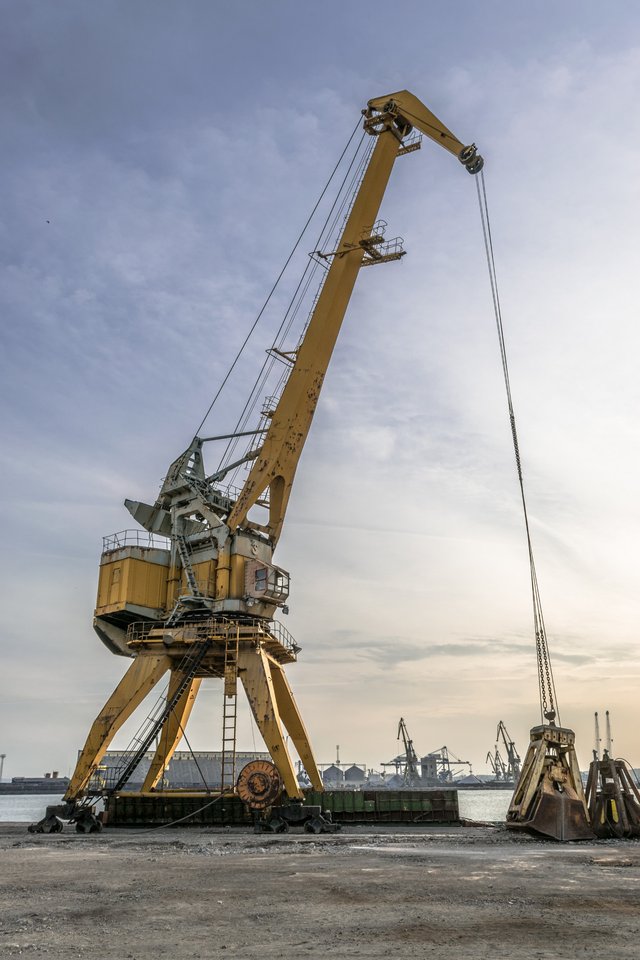 A seaport crane