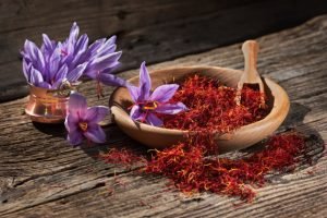 What Are Saffron Uses and Benefits