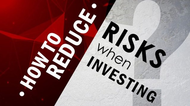 For example, there are many strategies that investment funds already use to avoid risks. 