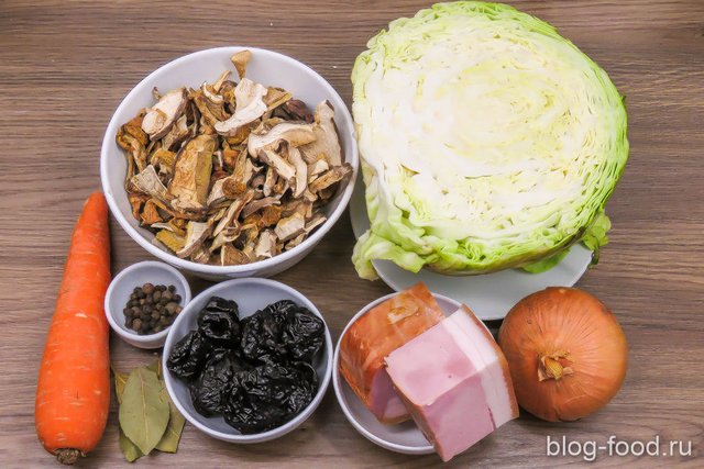 Soup with porcini mushrooms