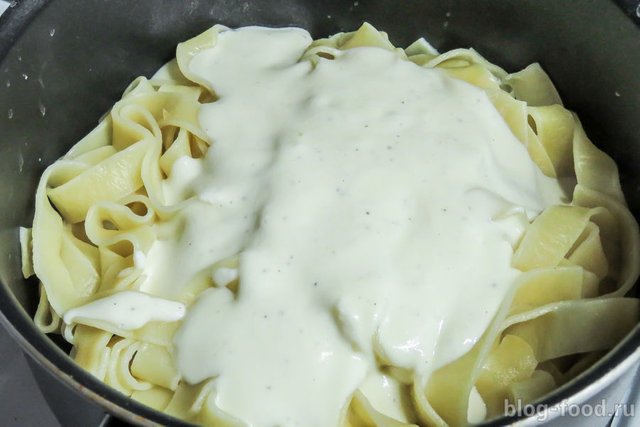 Fettuccine Alfredo