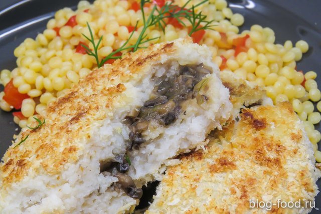 Fish cakes, stuffed mushrooms