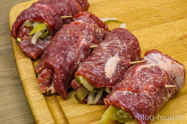 Beef Rolls with pickles