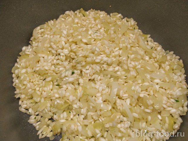 Tom Yum risotto with shrimp and mackerel