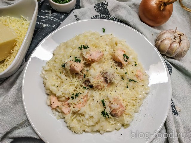 Risotto with salmon