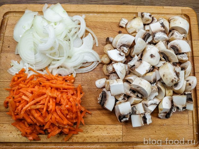 Mushroom goulash