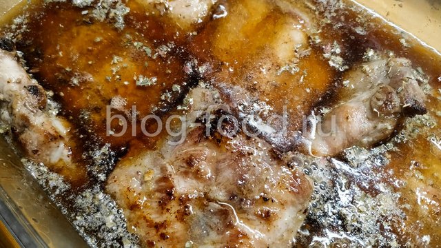 Ribs baked in kvass