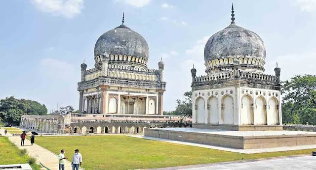 4.Qutub Shahi Tomb