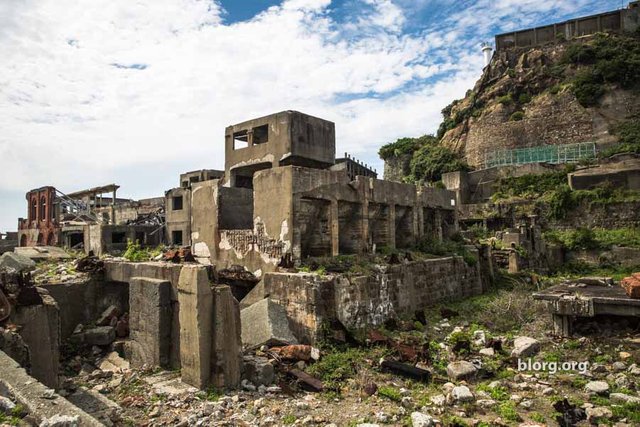 gunkanjima