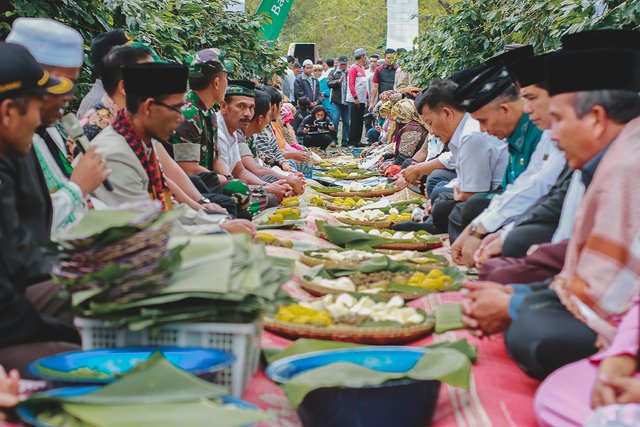 Kenduri sebagai tanda syukur Panen Kopi di Perkebuna Kopi Rembele