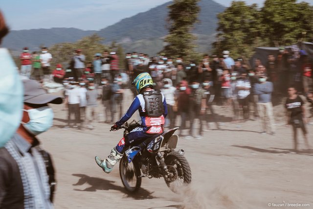 Open Grasstrack Championship 2019 Piala Kapolres Bener Meriah menyambut HUT Bhayangkara ke-73 di sirkuit buatan Desa Rembele, Minggu 30 Juni 2019.