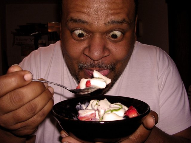 man, person, male, dish, meal, food, black, dessert, cuisine, facial expression, smile, eating, fun, funny, organ, enjoying, hungry, grimace, sense, human action, Free Images In PxHere