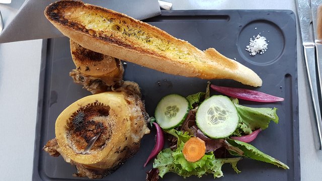 Bone marrow / L’os à moelle rôti