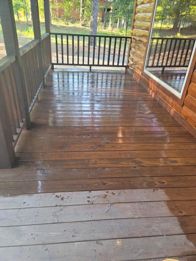 Cabin Staining