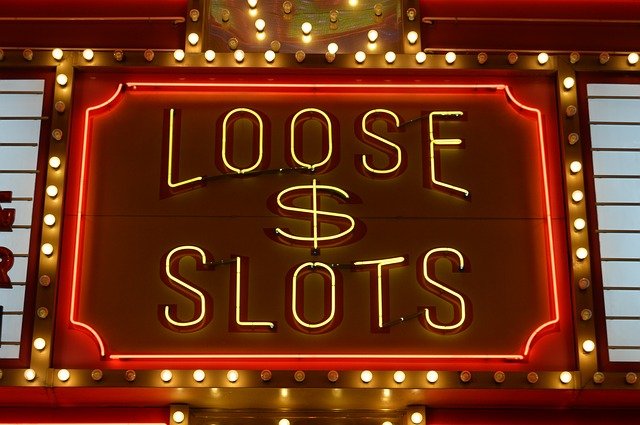 Loose Slots sign