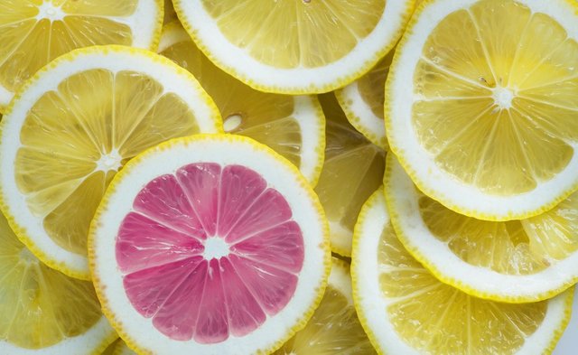 Understanding Contrast in design