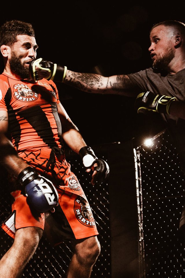 How to take a punch straight to the face