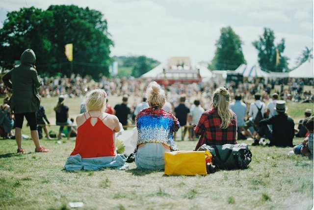 How to have sex at a music festival
