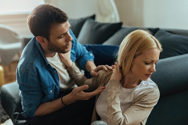 displeased-woman-refusing-talking-with-her-boyfriend-while-having-argument-home_637285-3327.jpg