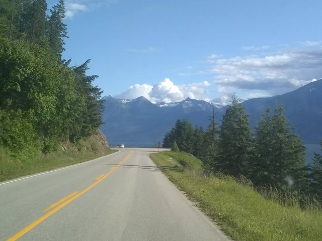 Kootenay Lake m.jpg