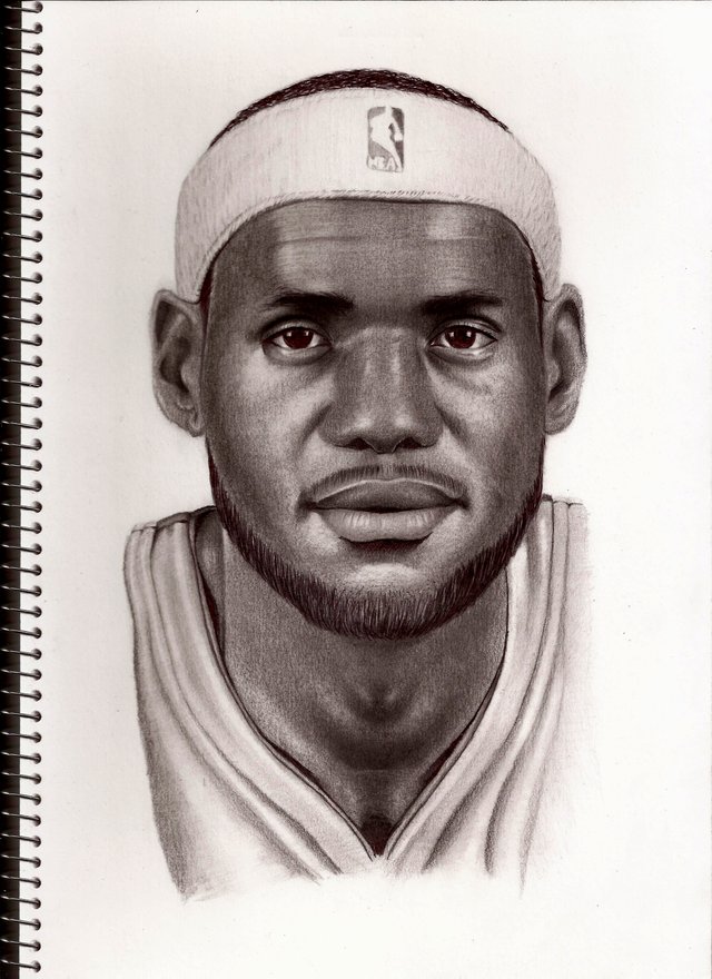 Lebron James Dibujo mixto carboncillo, tinta negra, lapiz 2B. 6B 001.jpg