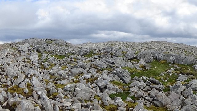 37a Quarzite cairn in distance.jpg