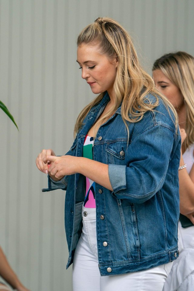 iskra-lawrence-photoshoot-in-miami-12-08-2018-5.jpg