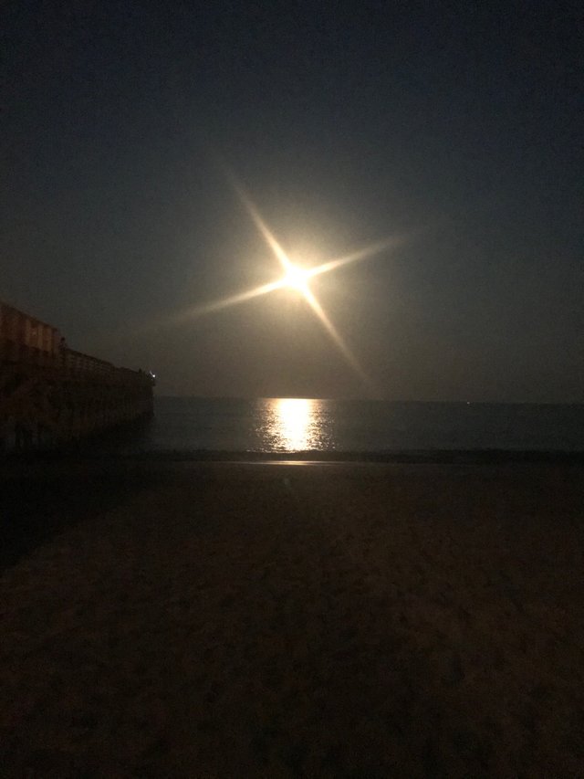 Wrightsville, NC Beach_July 4th 2020 _Moon.jpg