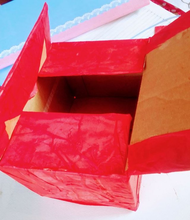 Caja navideña material reciclado 5.jpg